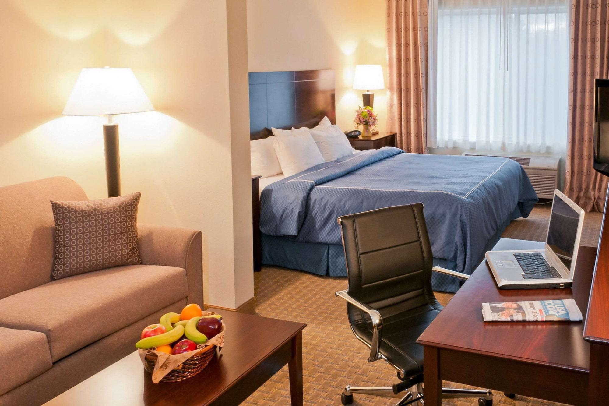 Comfort Suites University Area Notre Dame-South Bend Exterior foto